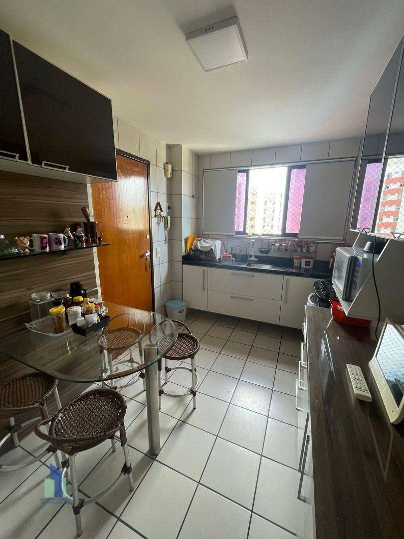 Apartamento à venda com 3 quartos, 112m² - Foto 12