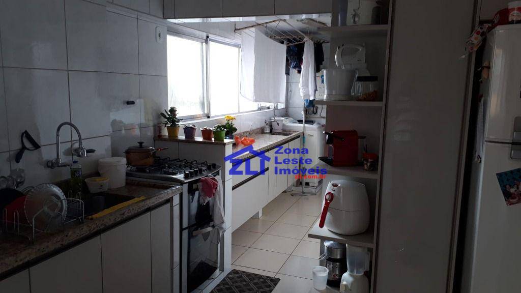 Apartamento à venda com 3 quartos, 98m² - Foto 2