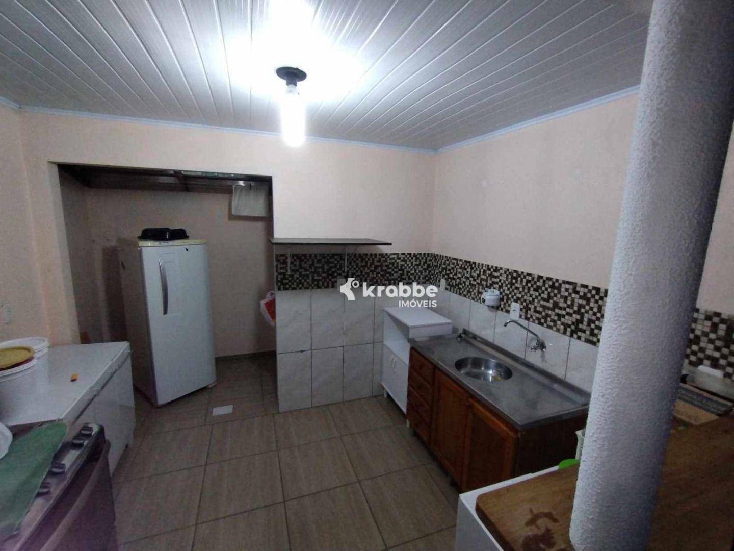 Casa à venda com 4 quartos, 176m² - Foto 8