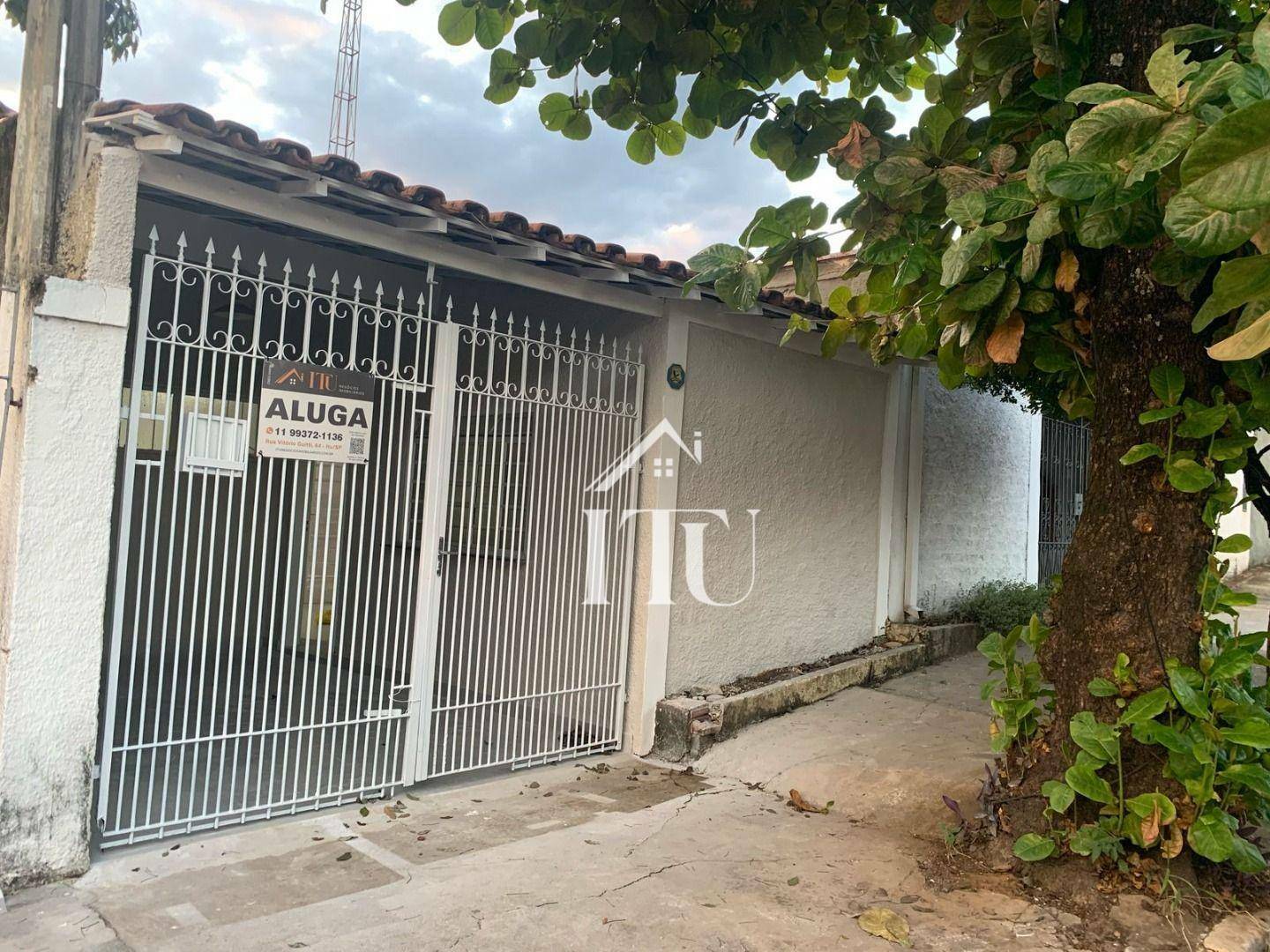 Casa para alugar com 3 quartos, 108m² - Foto 1