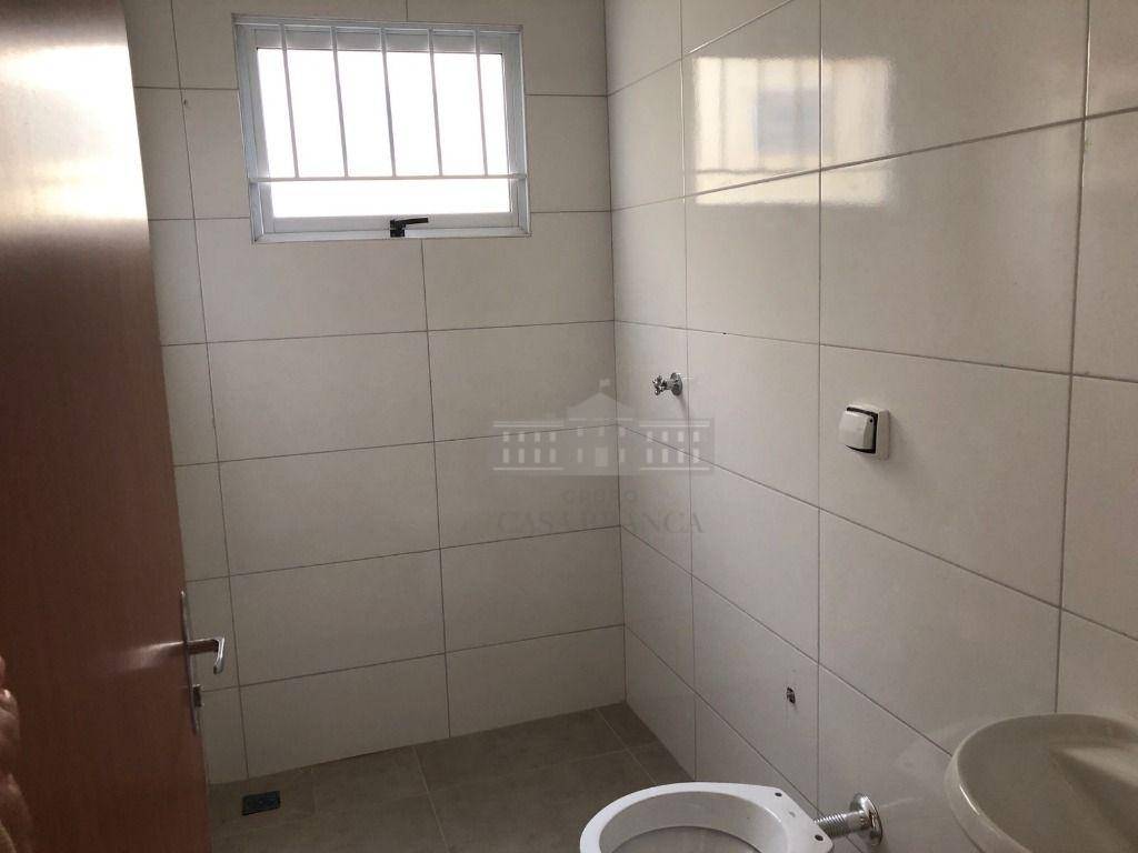 Casa à venda com 3 quartos, 90m² - Foto 9