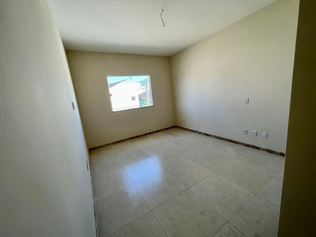 Casa à venda com 4 quartos, 170m² - Foto 6