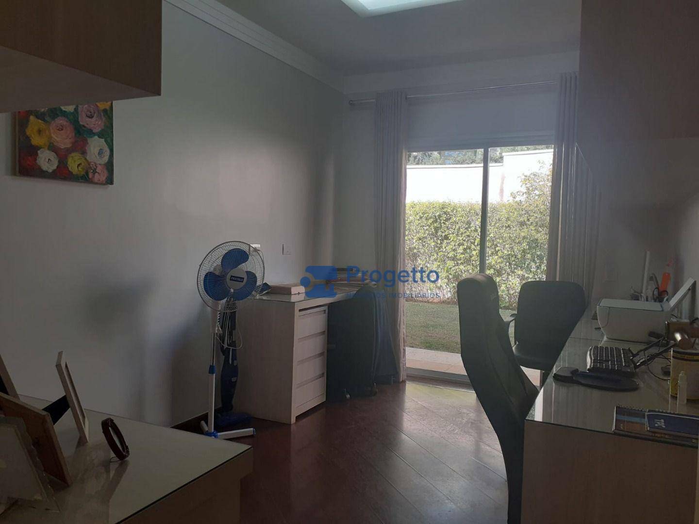 Casa à venda com 4 quartos, 240m² - Foto 14