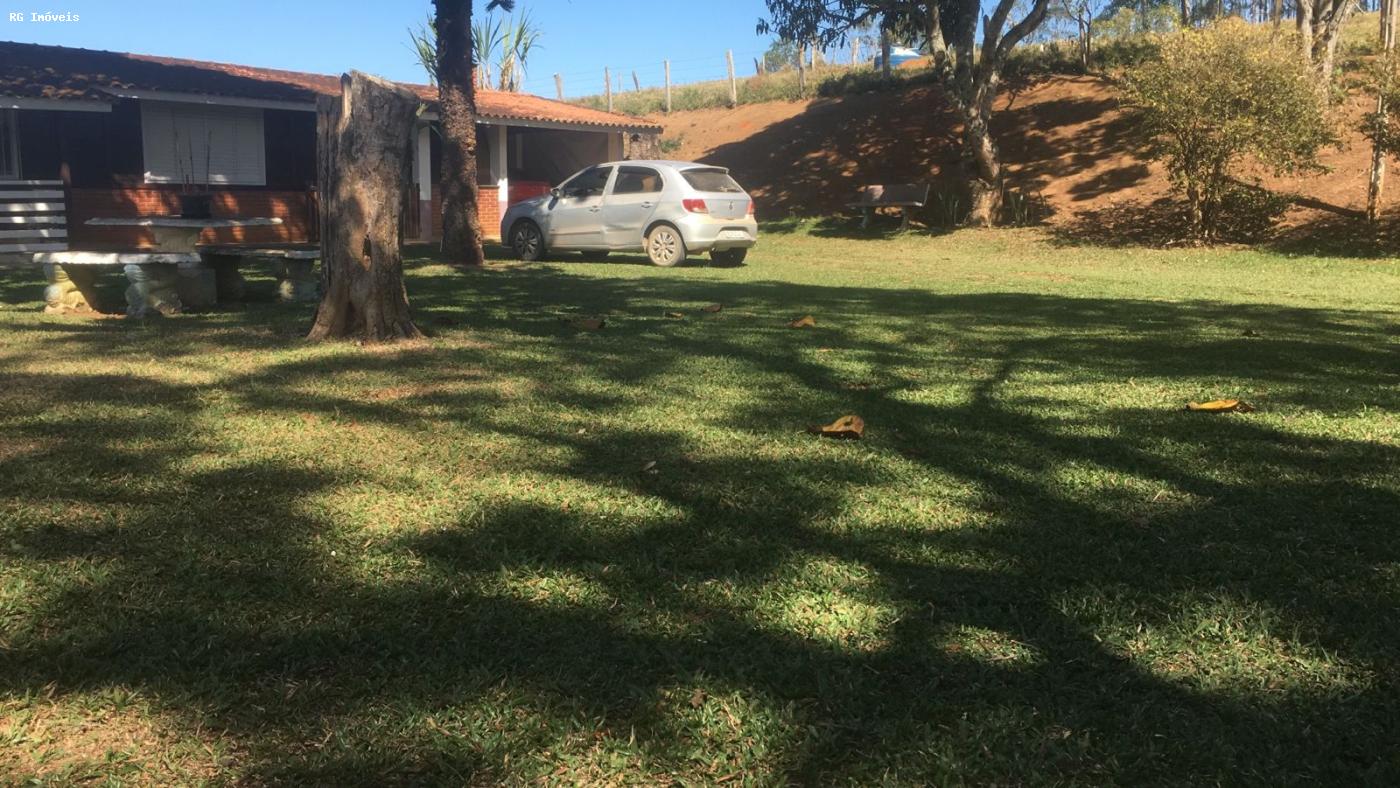 Sítio à venda com 3 quartos, 150m² - Foto 4