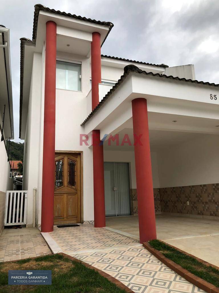 Casa à venda com 3 quartos, 166m² - Foto 2