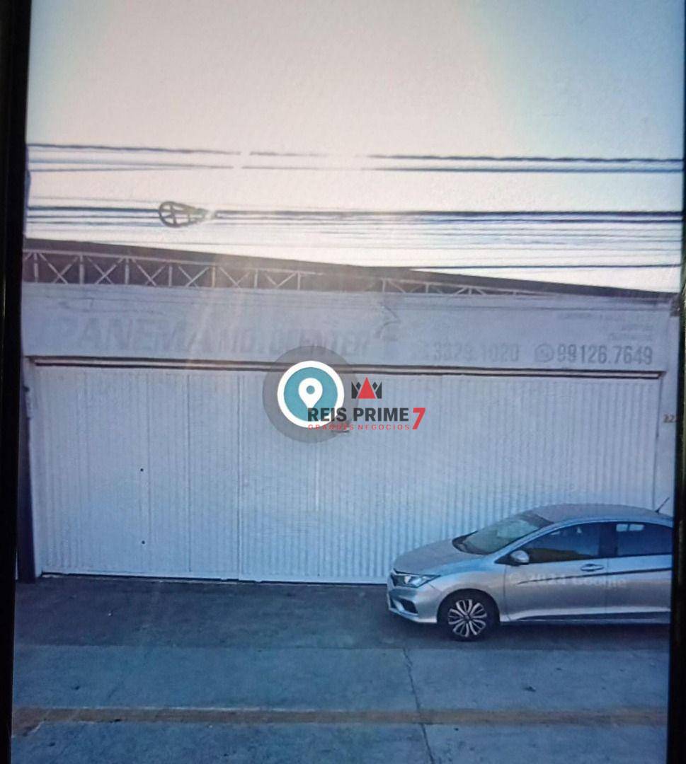 Depósito-Galpão, 300 m² - Foto 1