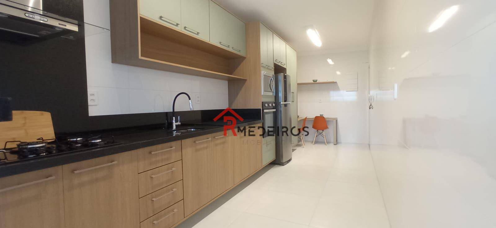 Apartamento à venda com 3 quartos, 134m² - Foto 19