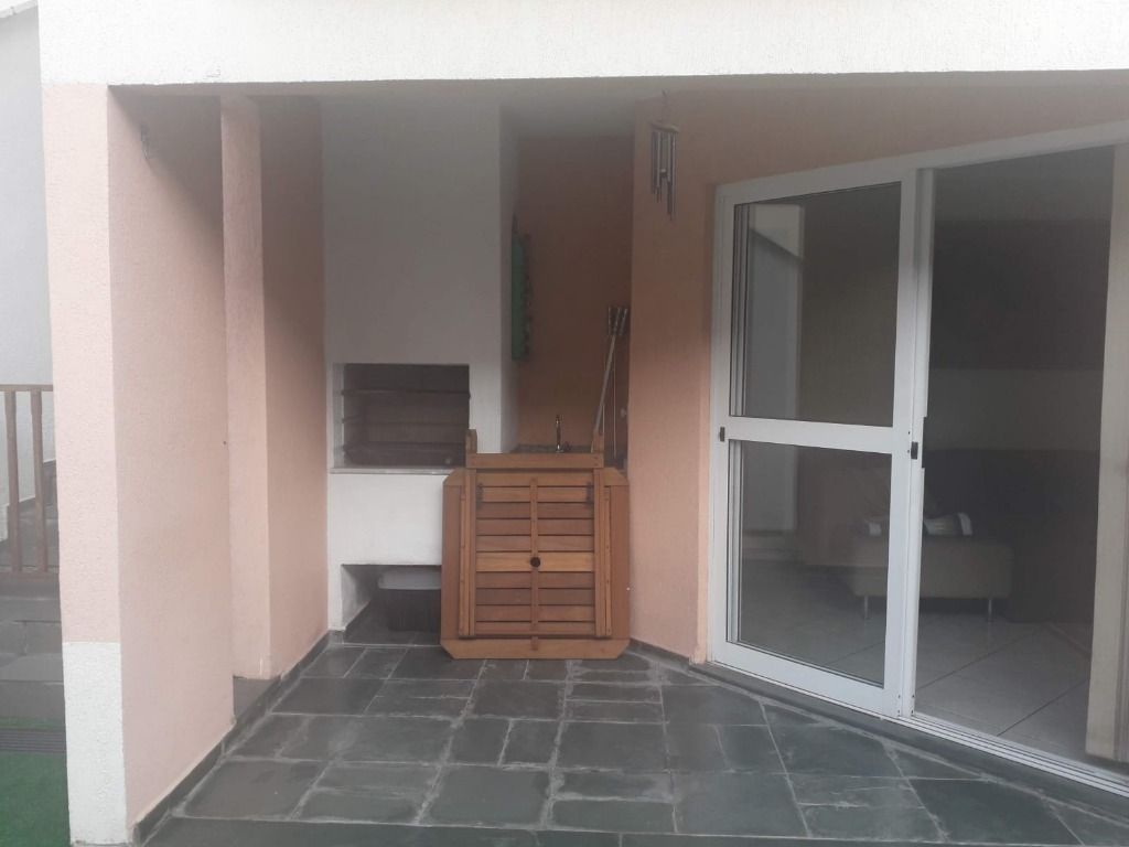 Casa de Condomínio à venda com 3 quartos, 215m² - Foto 19