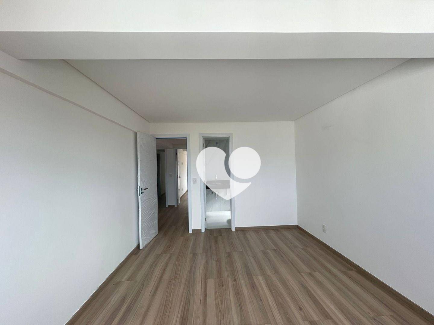 Cobertura à venda com 3 quartos, 200m² - Foto 10