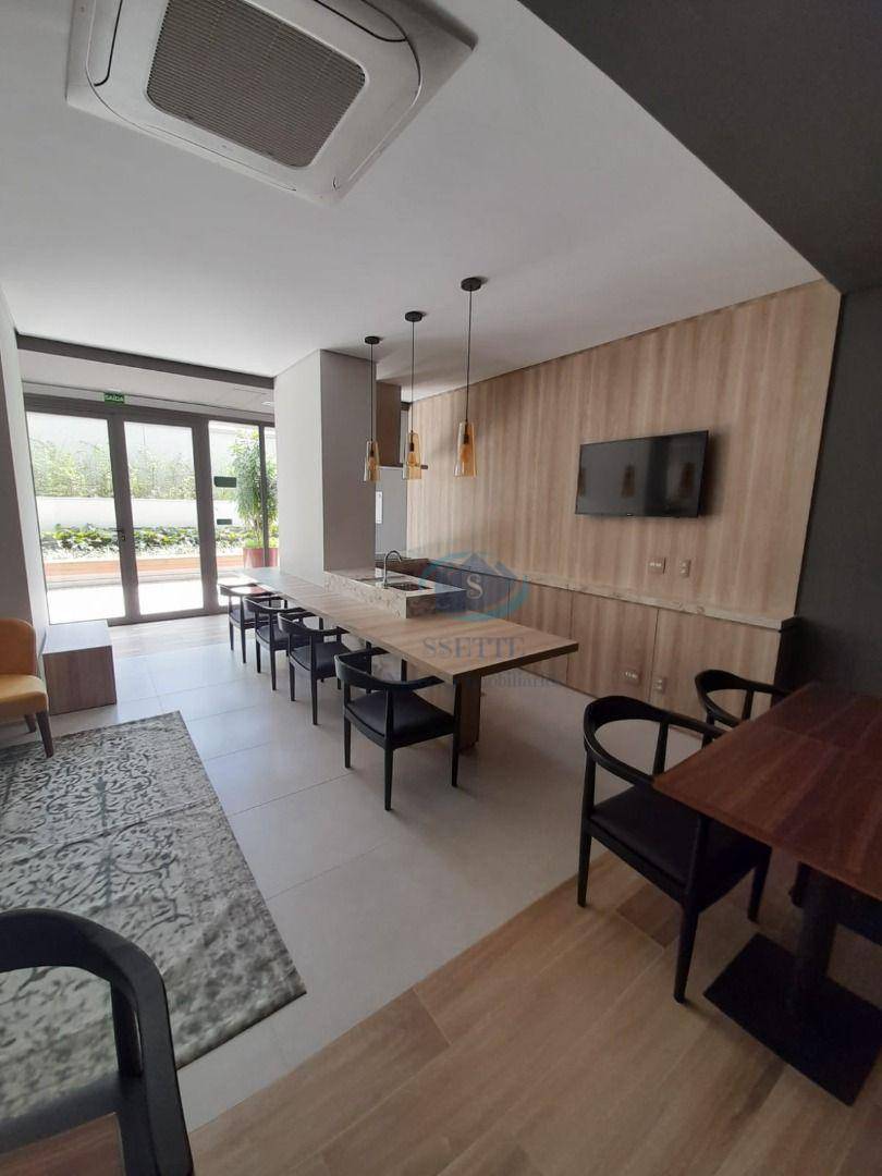 Apartamento à venda com 2 quartos, 79m² - Foto 17