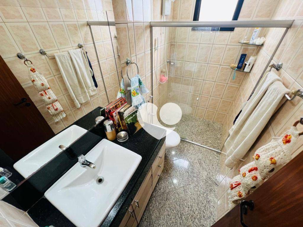 Apartamento à venda com 3 quartos, 137m² - Foto 20