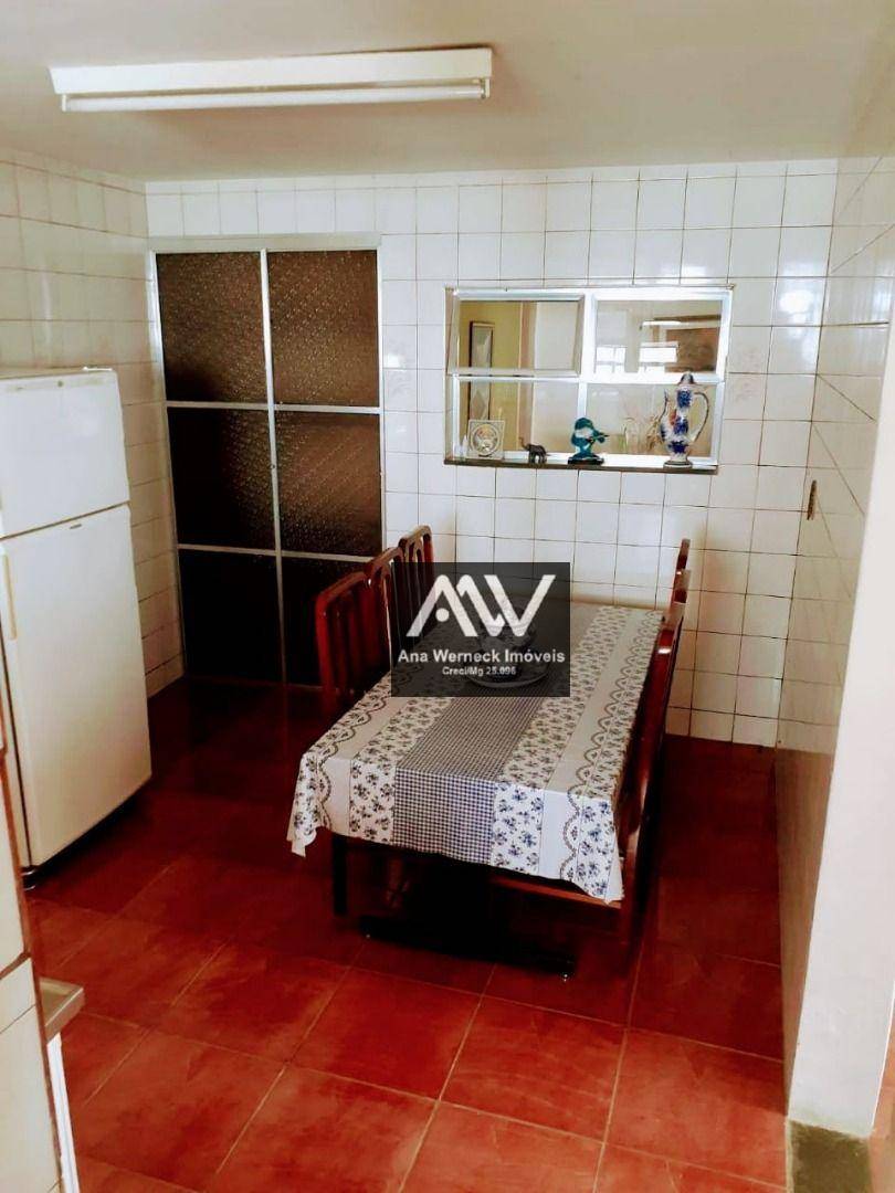 Casa à venda com 4 quartos, 230m² - Foto 21