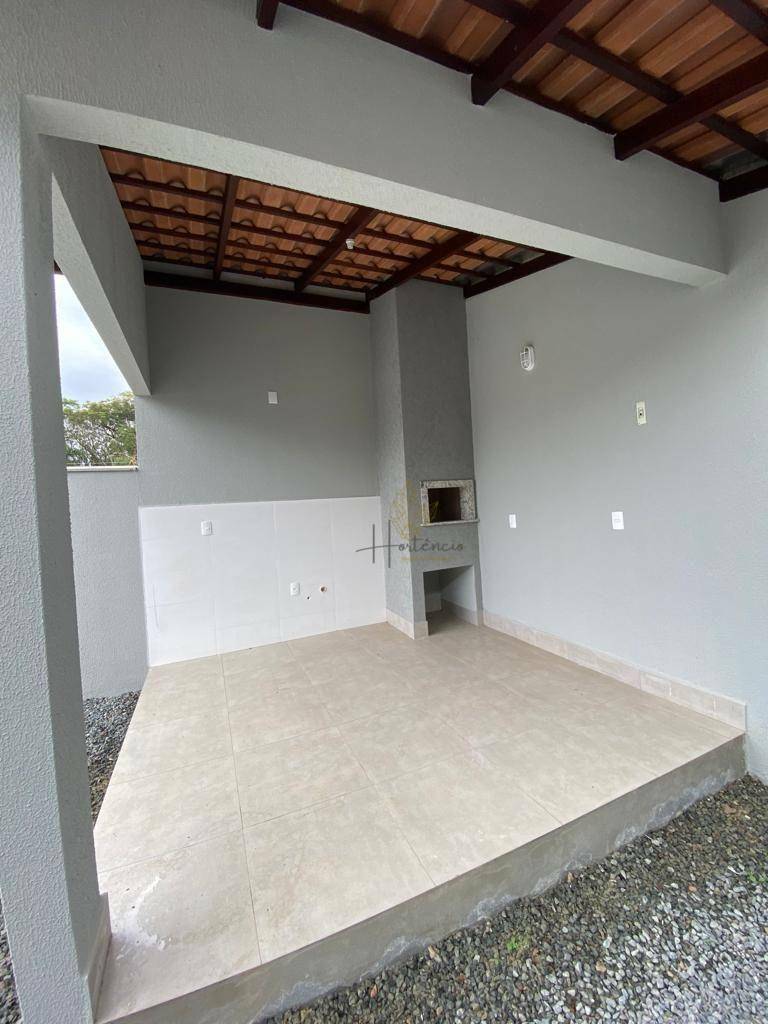 Casa à venda com 2 quartos, 63m² - Foto 9