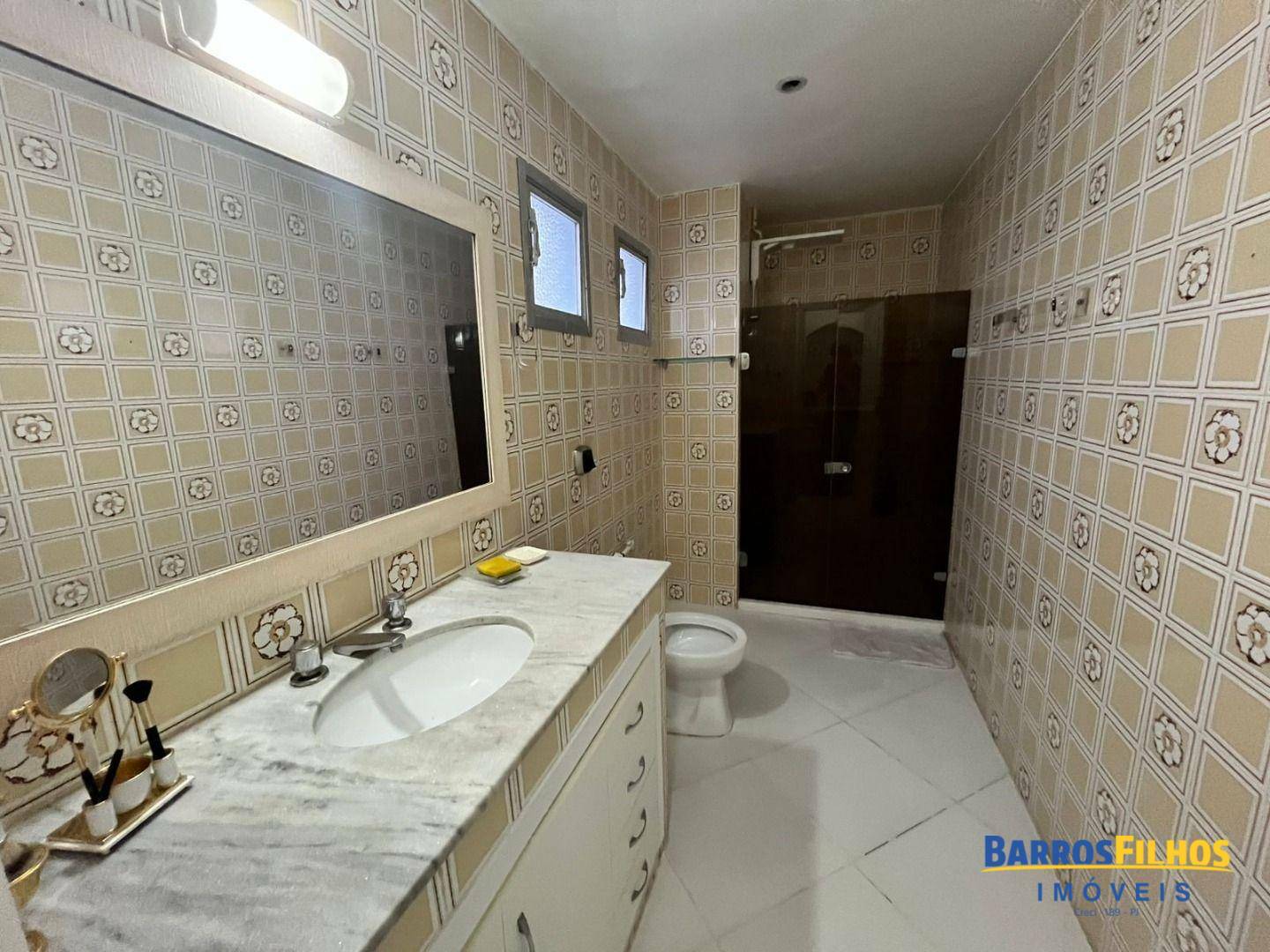 Apartamento para alugar com 4 quartos, 150m² - Foto 11