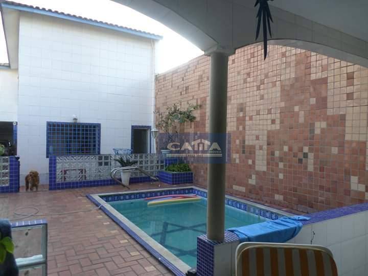 Sobrado à venda com 3 quartos, 372m² - Foto 35