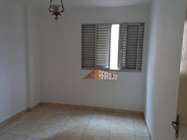 Apartamento à venda com 2 quartos, 56m² - Foto 12