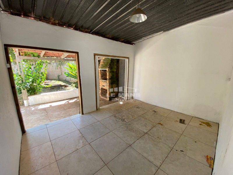 Casa à venda com 4 quartos, 182m² - Foto 15