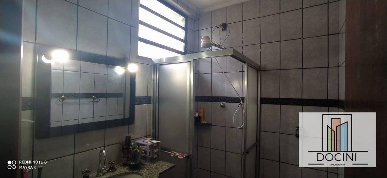 Casa à venda com 3 quartos, 257M2 - Foto 1