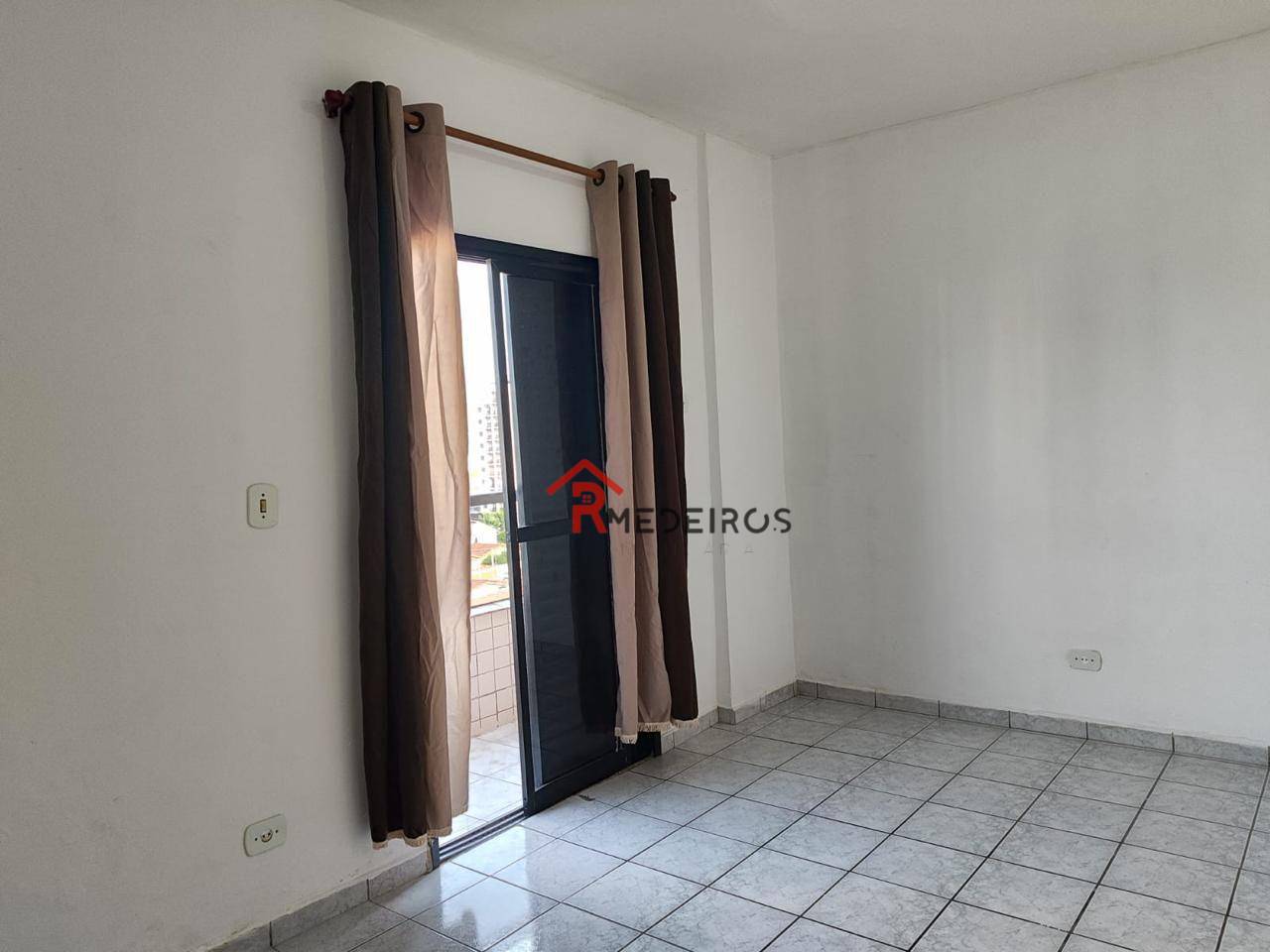 Apartamento à venda com 1 quarto, 55m² - Foto 22