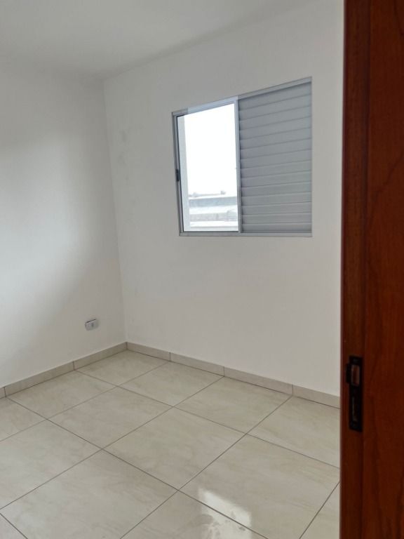 Apartamento à venda com 2 quartos, 37m² - Foto 18