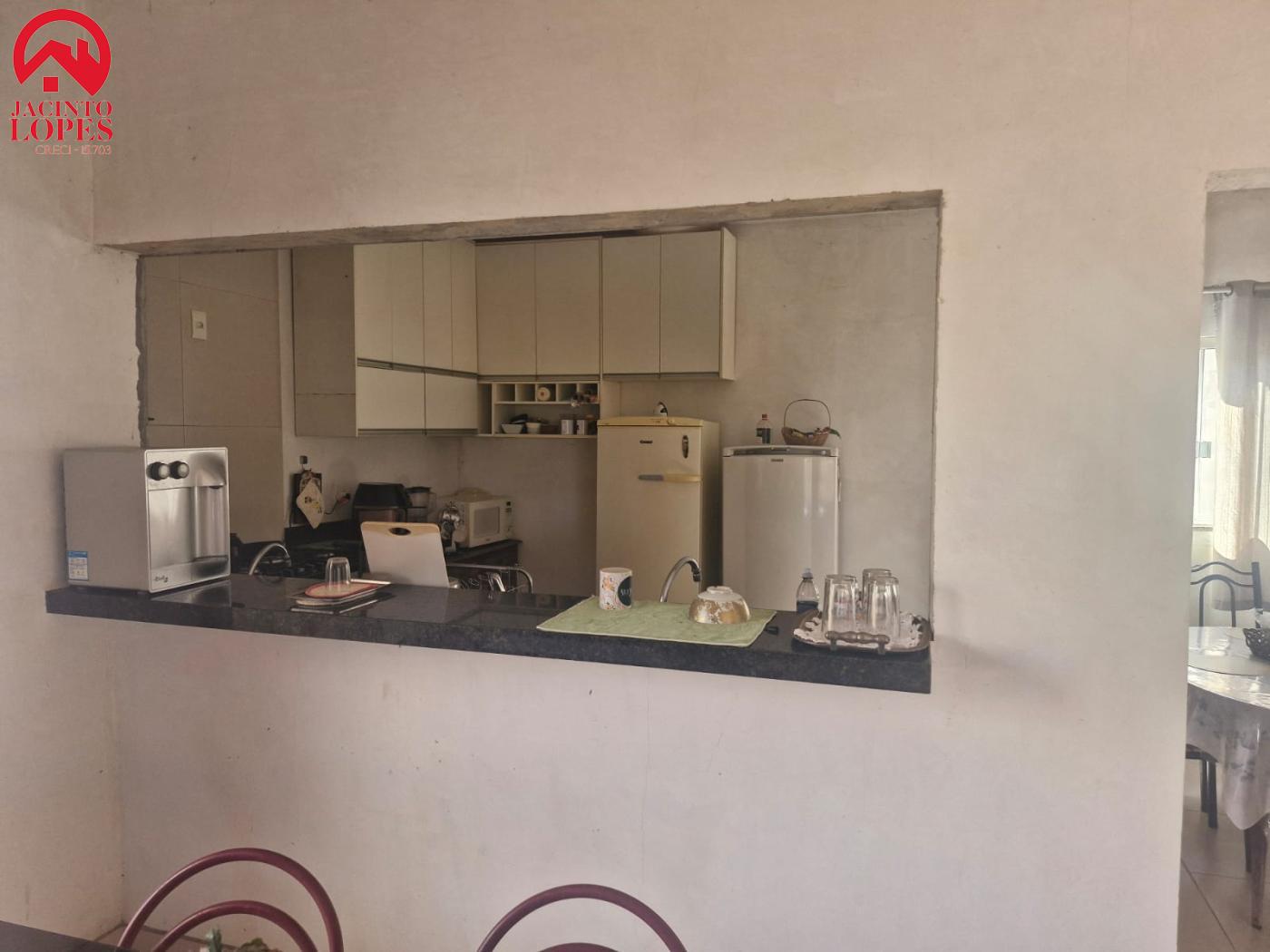 Casa de Condomínio à venda com 3 quartos, 250m² - Foto 18