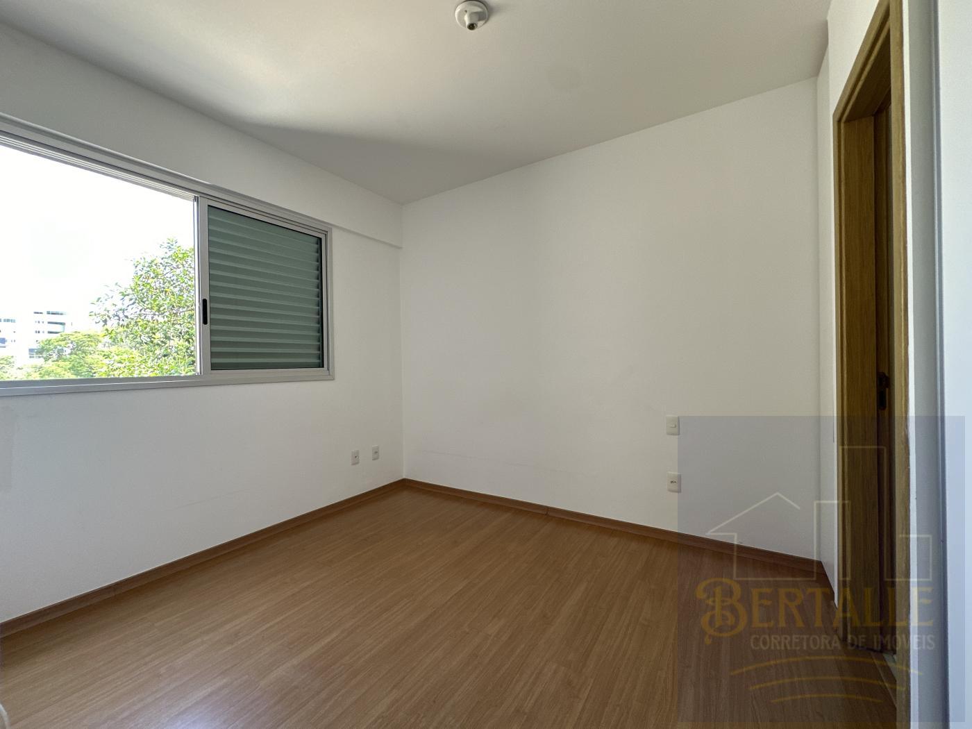 Apartamento à venda com 3 quartos, 87m² - Foto 7