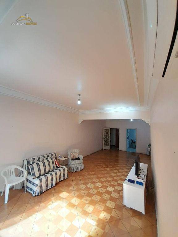 Apartamento à venda com 3 quartos, 150m² - Foto 3