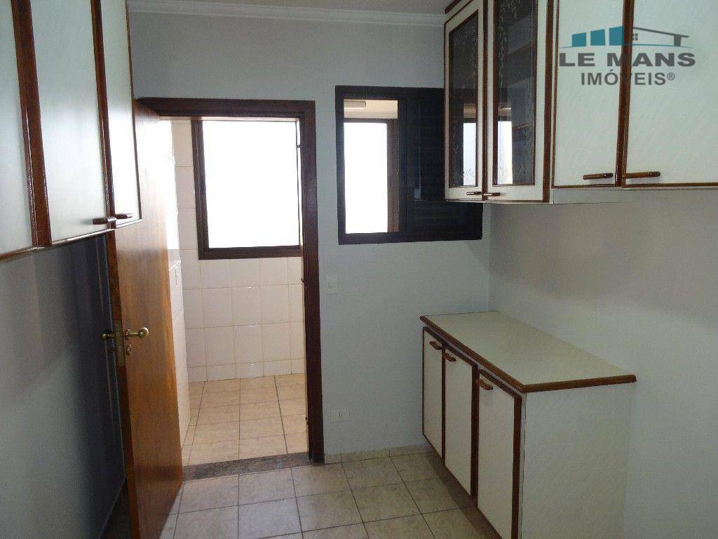 Apartamento à venda e aluguel com 3 quartos, 150m² - Foto 34