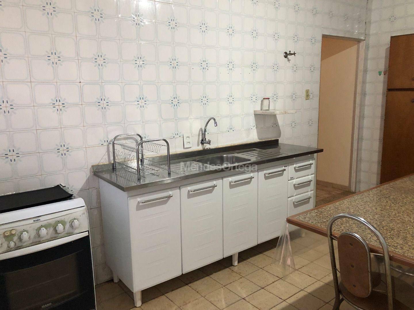 Casa à venda com 3 quartos, 120m² - Foto 14