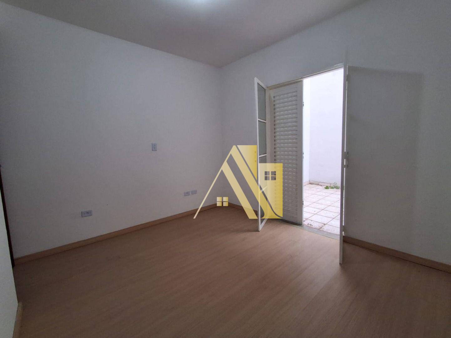 Apartamento à venda com 2 quartos, 68m² - Foto 6