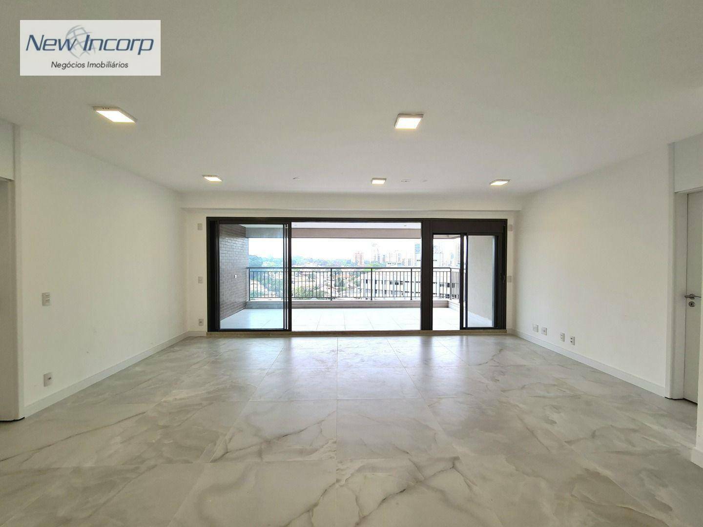 Apartamento à venda com 2 quartos, 161m² - Foto 11