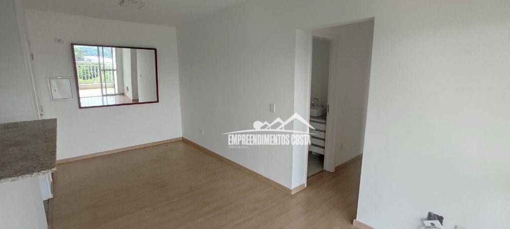 Apartamento para alugar com 2 quartos, 80m² - Foto 3