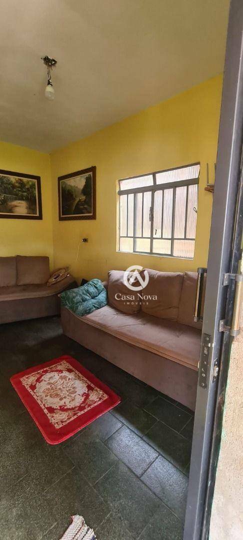 Casa à venda com 2 quartos, 70m² - Foto 17