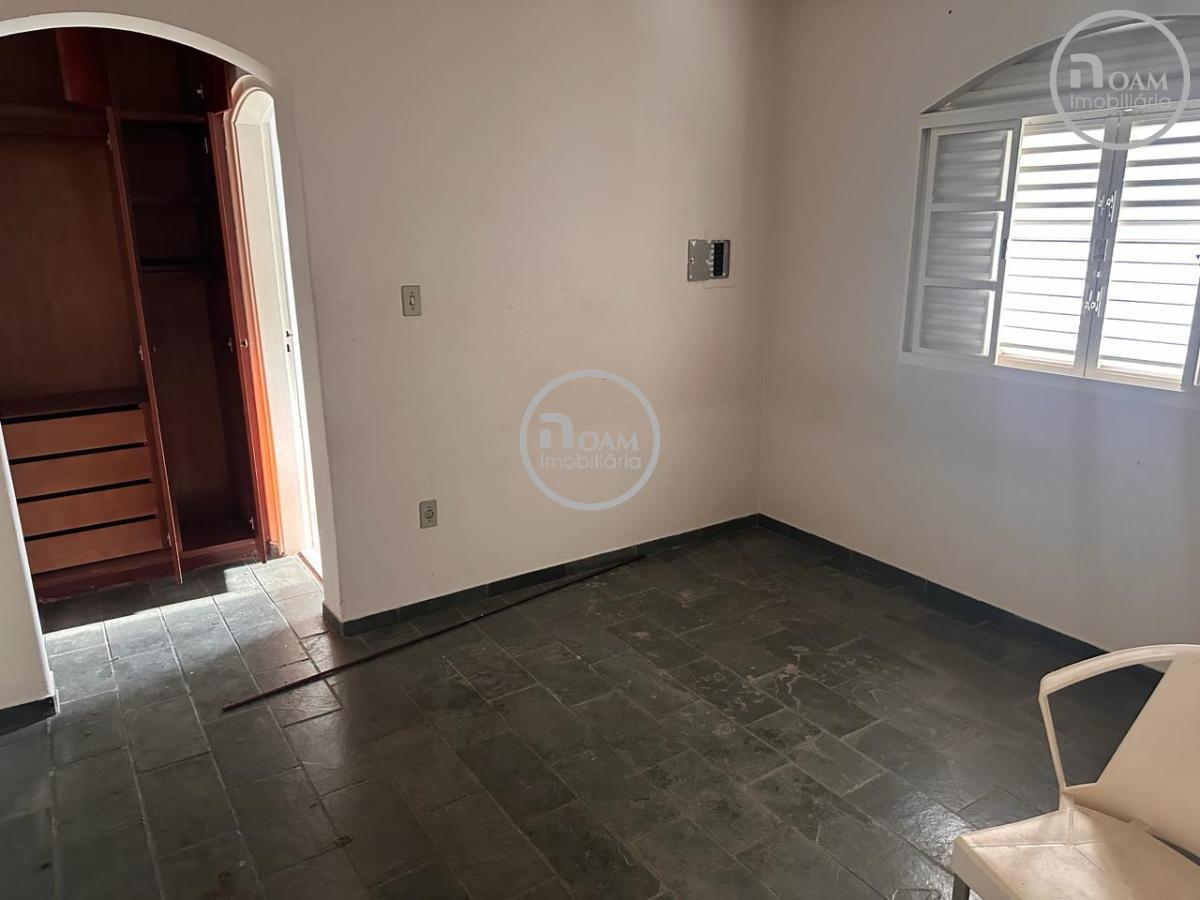 Casa, 3 quartos, 560 m² - Foto 4