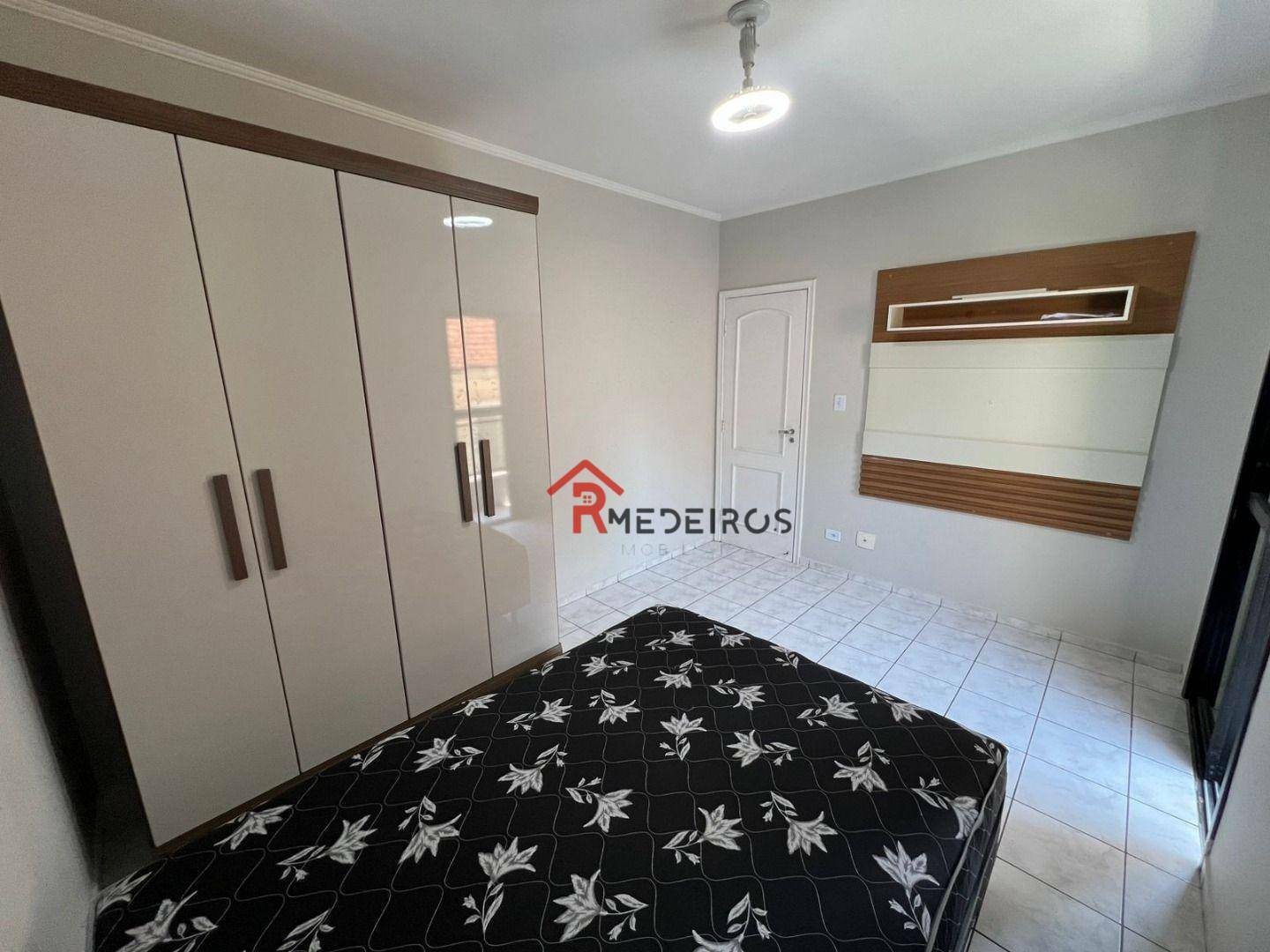 Apartamento à venda com 1 quarto, 80m² - Foto 10