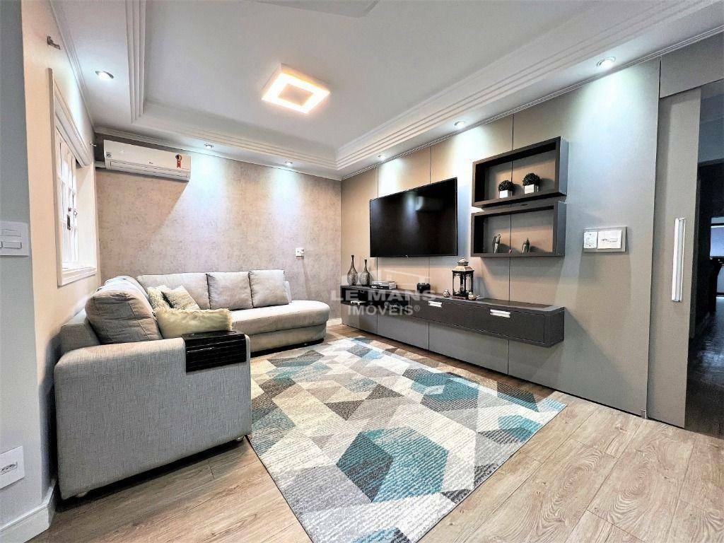 Casa à venda com 3 quartos, 160m² - Foto 2