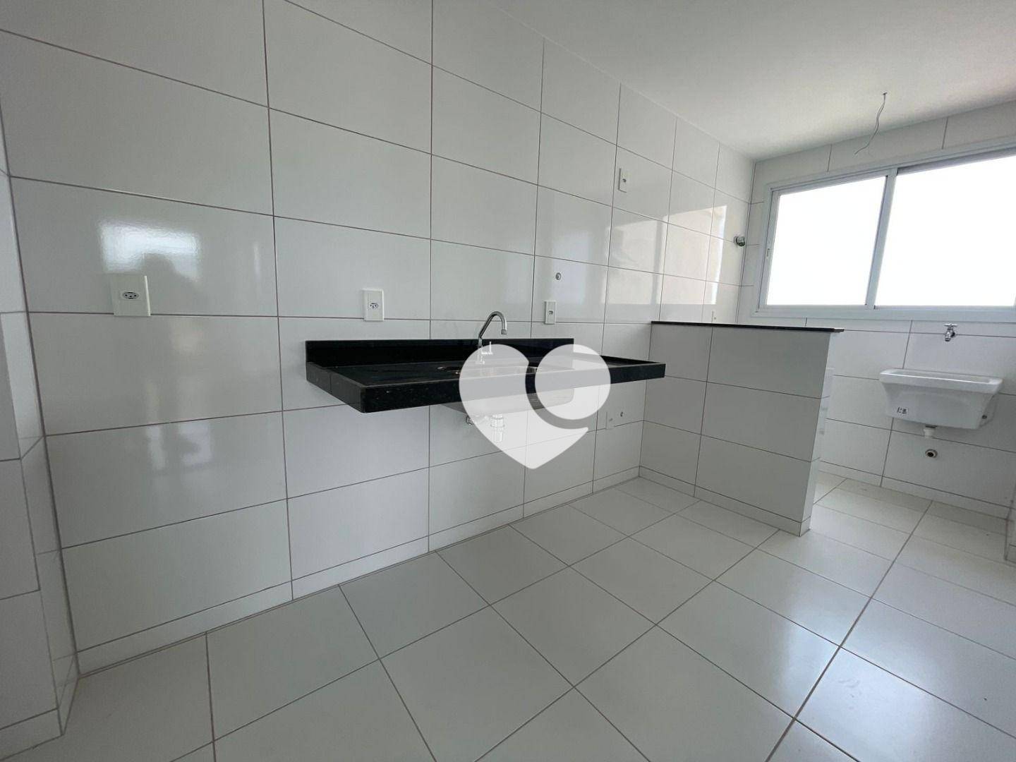 Apartamento à venda com 2 quartos, 70m² - Foto 11