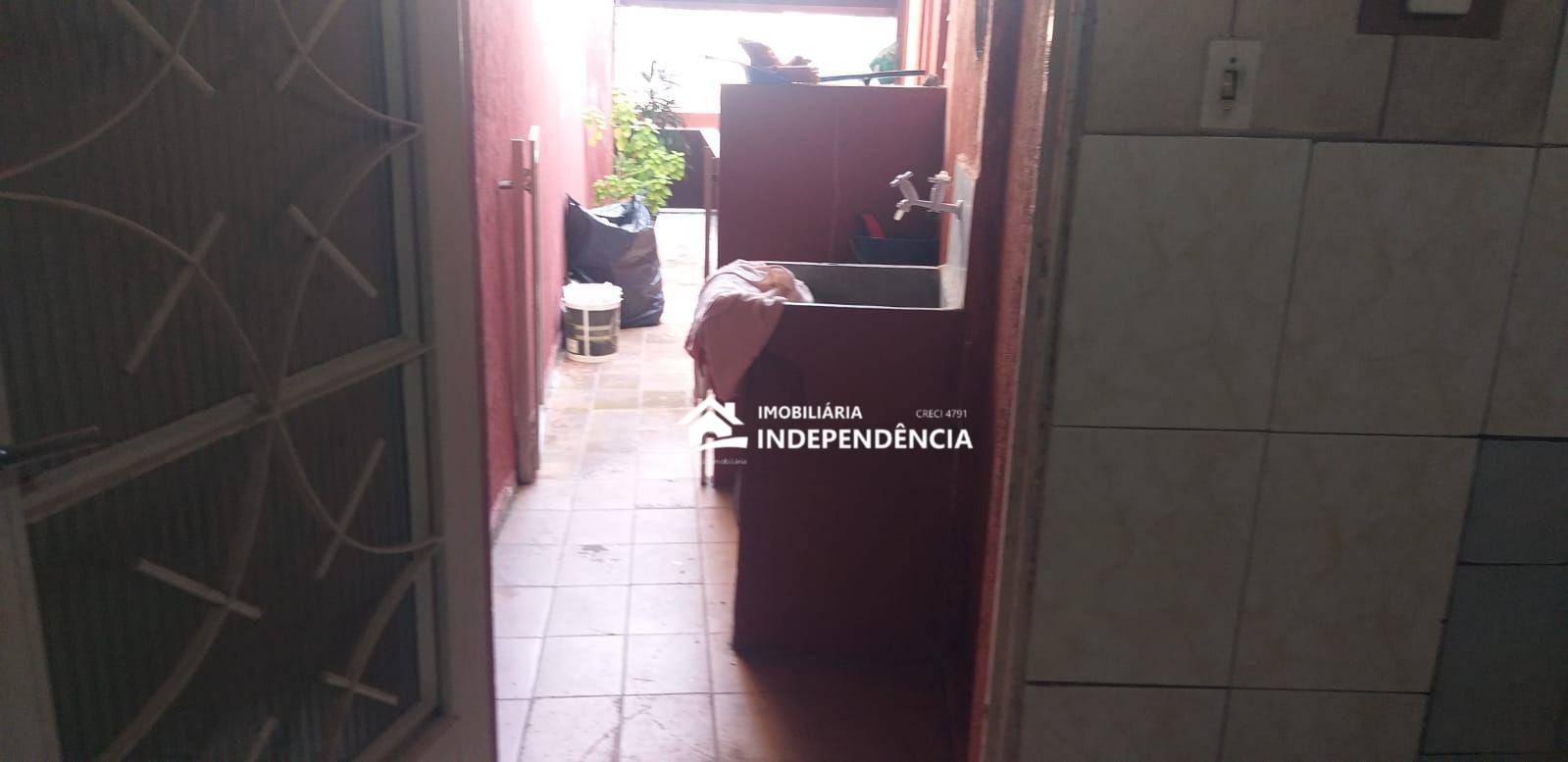 Casa para alugar com 1 quarto, 35m² - Foto 15
