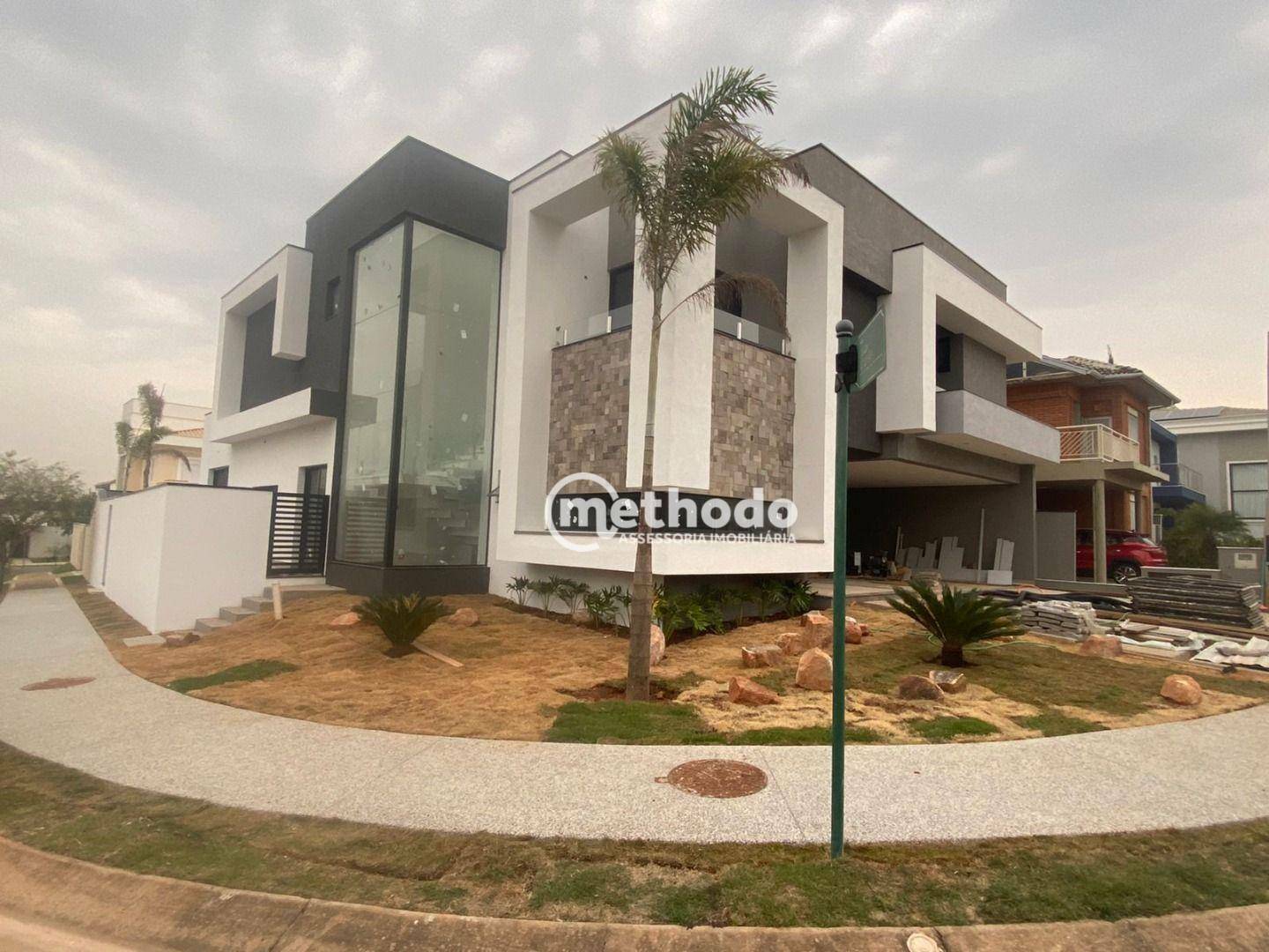 Casa de Condomínio à venda com 4 quartos, 413m² - Foto 1