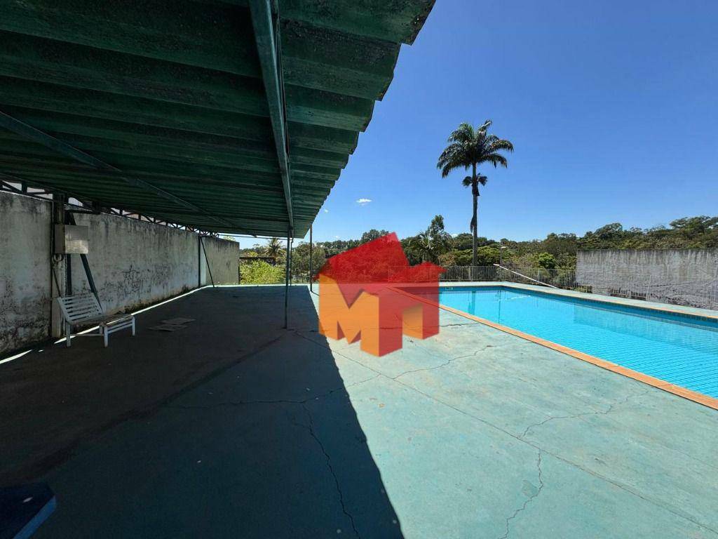 Chácara à venda com 4 quartos, 350m² - Foto 30