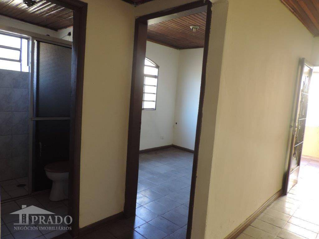 Casa à venda com 3 quartos, 200m² - Foto 18