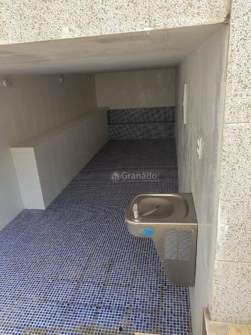 Apartamento à venda com 2 quartos, 74m² - Foto 40