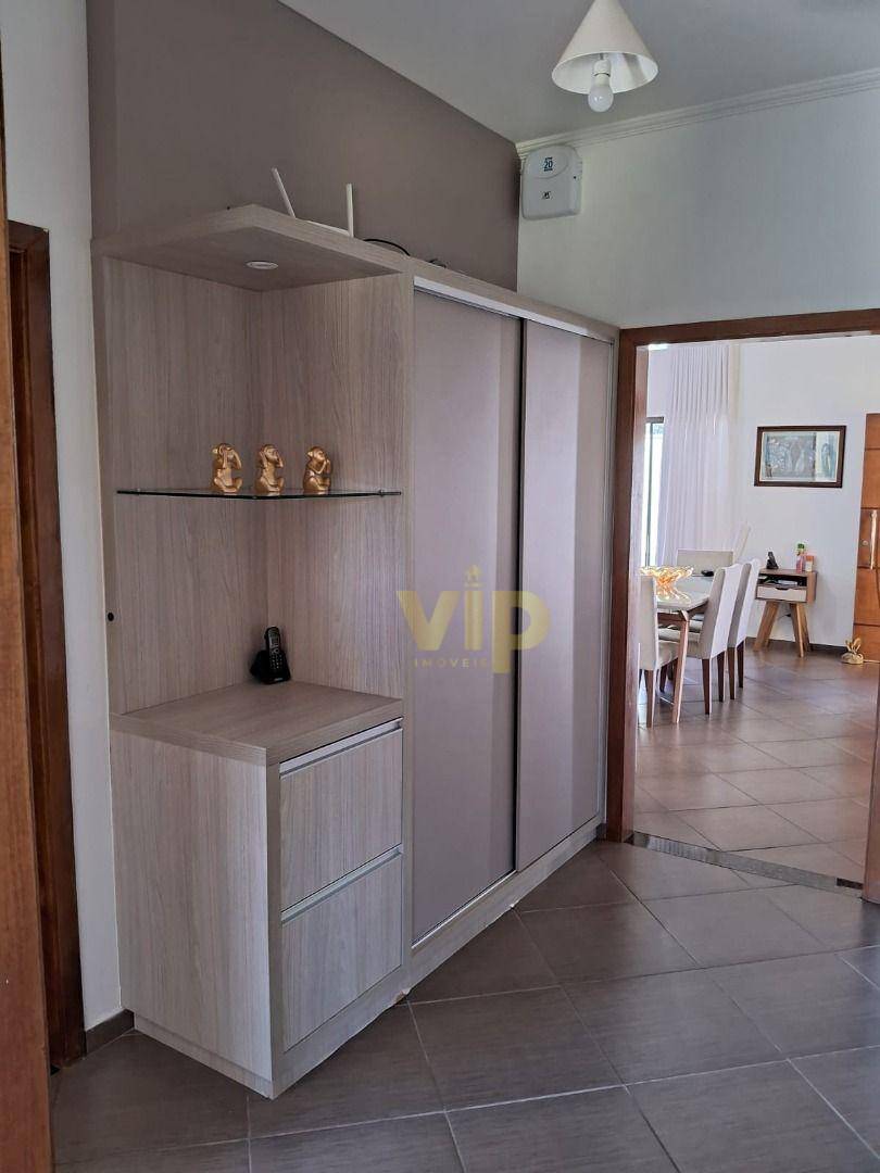 Casa à venda com 3 quartos, 281m² - Foto 28