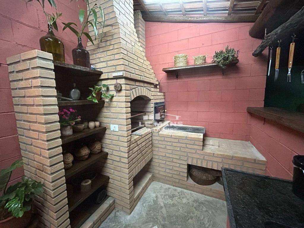 Chácara à venda com 4 quartos, 130m² - Foto 11
