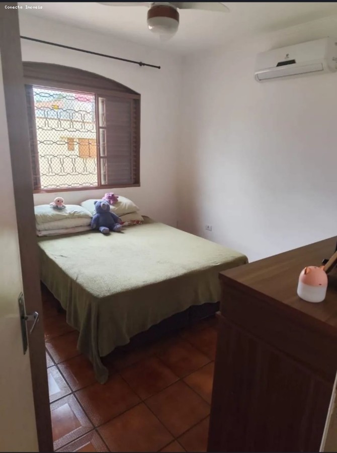 Casa à venda com 2 quartos, 115m² - Foto 12