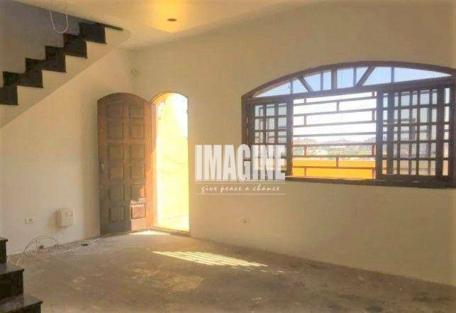 Sobrado à venda com 3 quartos, 263m² - Foto 2