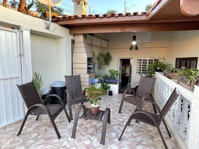 Casa, 4 quartos, 198 m² - Foto 4