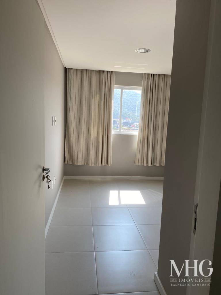 Apartamento à venda com 2 quartos, 98m² - Foto 8