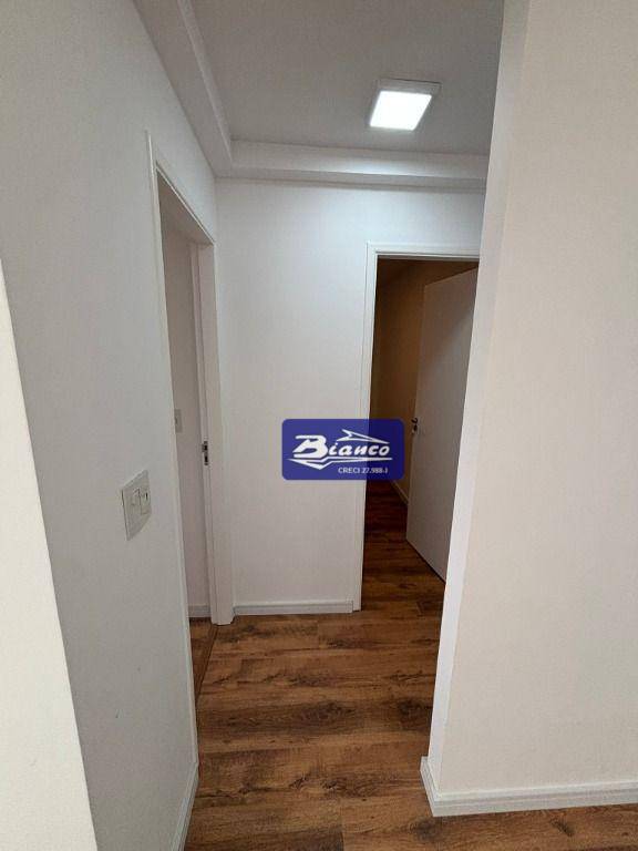 Apartamento para alugar com 2 quartos, 67m² - Foto 11