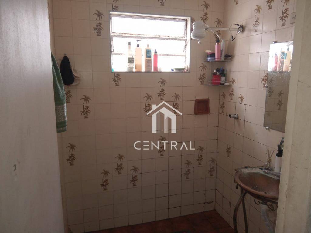 Casa à venda com 3 quartos, 90m² - Foto 12
